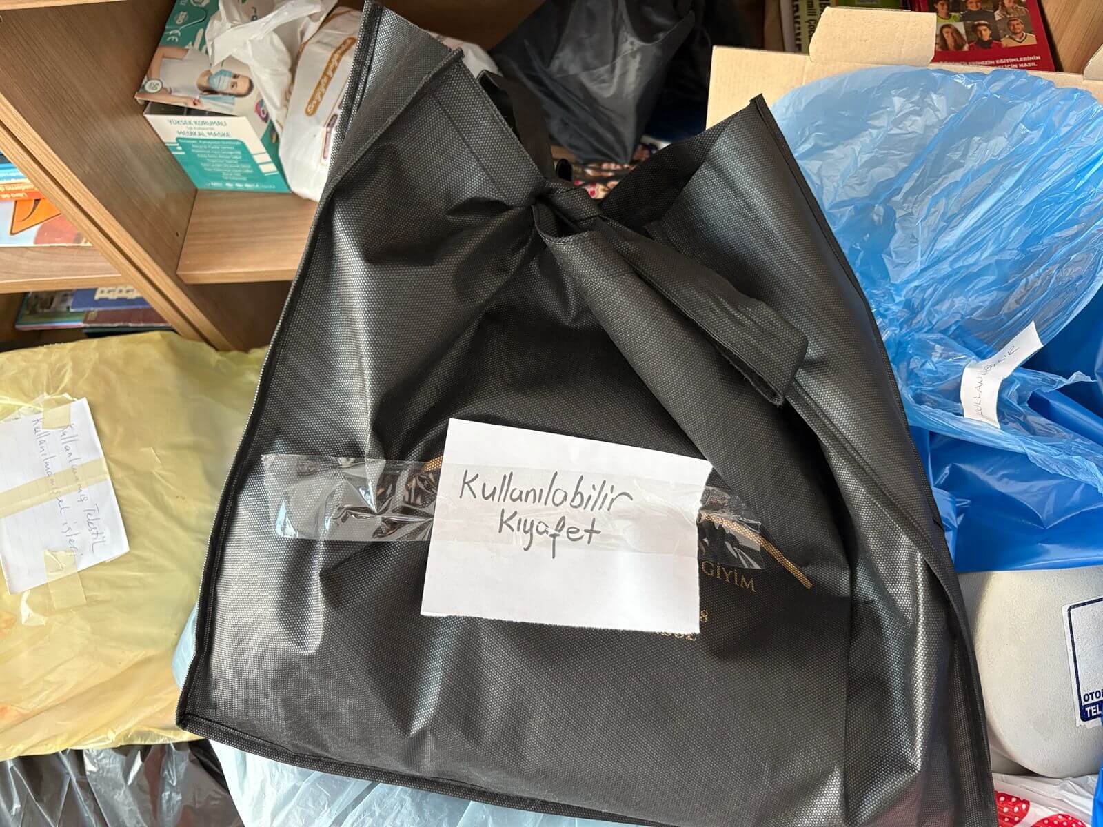 Kadıköy’de tekstil atıkları muhtarlıklarda toplanıyor